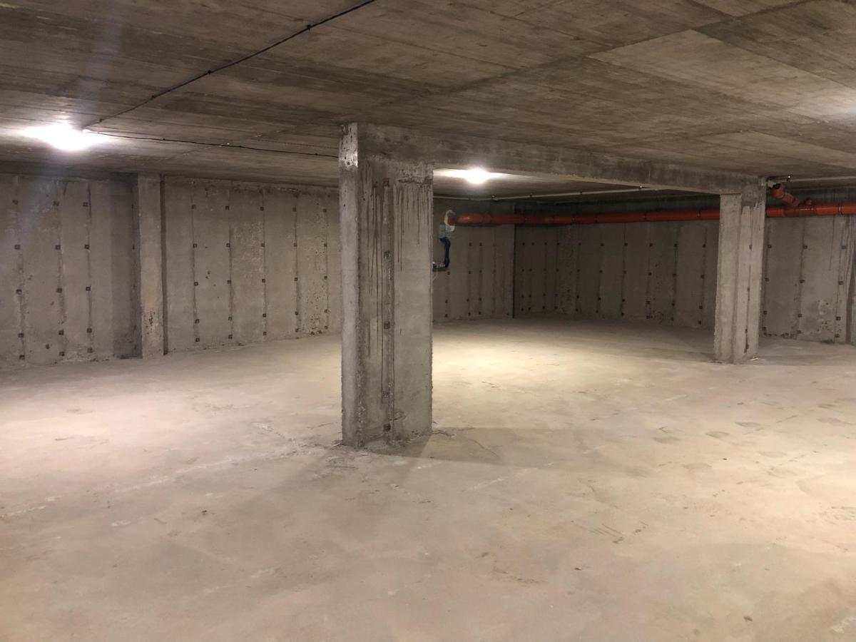 Luxury Apartment 2 Free Underground Parking パザルジク エクステリア 写真